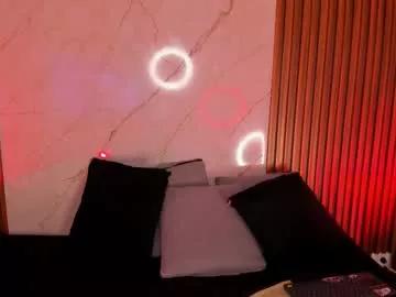 Looking for a tailored adult streaming sex cam experience? Look no further than our bbc page. With the steamy bbc livestreamers