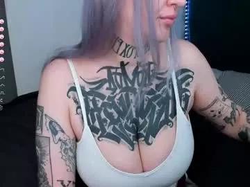 Girls free live sex cams: Check out the satisfaction of typing and cam2cam with our sensual livestreamers, who will teach you all about temptation and desires with their smoking hot physiques.
