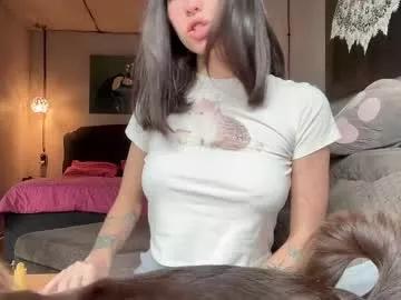 Girls free live sex cams: Check out the satisfaction of typing and cam2cam with our sensual livestreamers, who will teach you all about temptation and desires with their smoking hot physiques.