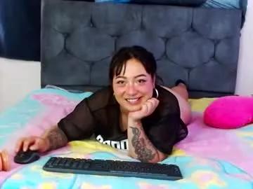 Explore our customizable camsite and control the action in our nonude live cam feeds, with vibrating toys, satisfaction, and more.