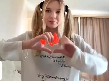 Girls free live sex cams: Check out the satisfaction of typing and cam2cam with our sensual livestreamers, who will teach you all about temptation and desires with their smoking hot physiques.