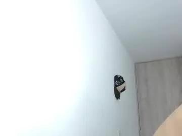 Girls free live sex cams: Check out the satisfaction of typing and cam2cam with our sensual livestreamers, who will teach you all about temptation and desires with their smoking hot physiques.