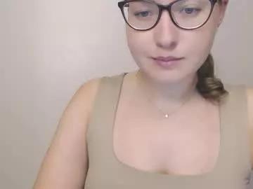 Girls free live sex cams: Check out the satisfaction of typing and cam2cam with our sensual livestreamers, who will teach you all about temptation and desires with their smoking hot physiques.