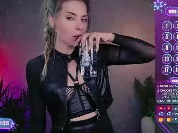 Discover the thrill of findom with our livestreamers, featuring butt-naked wildness while dancing and playing with their intimate vibrating toys.