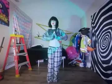 Check-out our girls slutz exhibit their sophisticated live showcases where they dance, and climax for your indulgence.