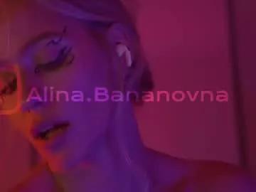 Girls free live sex cams: Check out the satisfaction of typing and cam2cam with our sensual livestreamers, who will teach you all about temptation and desires with their smoking hot physiques.