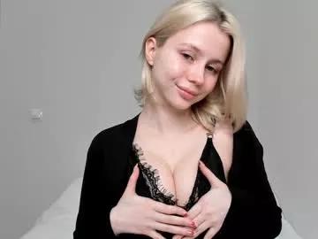 Spur your dreams, talk and cam2cam with smoking hot bigclit and assplay freechat cam hosts. Our picks of naughty trimmed-white, strapon & cheapest-privates-white live cams will incite your thirst. Discover their live productions here for free!