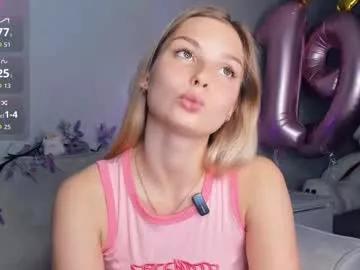 Photos of hidden_charm from Chaturbate is Away