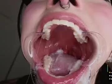 Girls free live sex cams: Check out the satisfaction of typing and cam2cam with our sensual livestreamers, who will teach you all about temptation and desires with their smoking hot physiques.