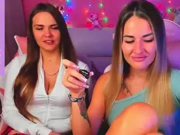 hotty_girls_here from Chaturbate is Freechat