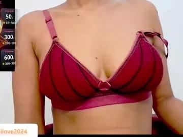 Girls free live sex cams: Check out the satisfaction of typing and cam2cam with our sensual livestreamers, who will teach you all about temptation and desires with their smoking hot physiques.