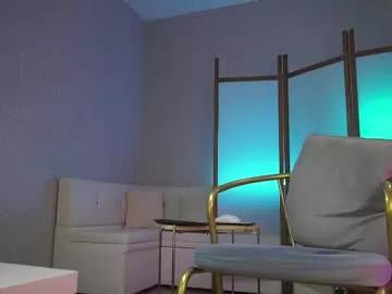 Girls free live sex cams: Check out the satisfaction of typing and cam2cam with our sensual livestreamers, who will teach you all about temptation and desires with their smoking hot physiques.