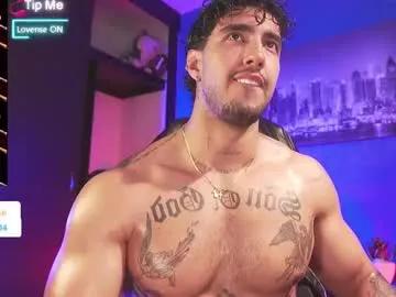 Girls free live sex cams: Check out the satisfaction of typing and cam2cam with our sensual livestreamers, who will teach you all about temptation and desires with their smoking hot physiques.