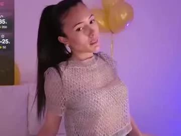 Girls free live sex cams: Check out the satisfaction of typing and cam2cam with our sensual livestreamers, who will teach you all about temptation and desires with their smoking hot physiques.
