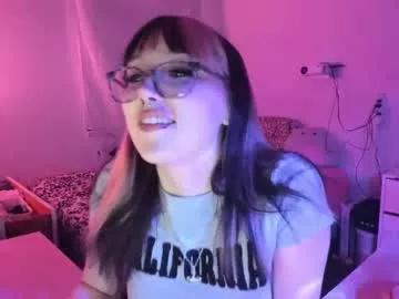 Girls free live sex cams: Check out the satisfaction of typing and cam2cam with our sensual livestreamers, who will teach you all about temptation and desires with their smoking hot physiques.