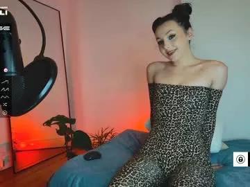 Girls free live sex cams: Check out the satisfaction of typing and cam2cam with our sensual livestreamers, who will teach you all about temptation and desires with their smoking hot physiques.