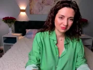 Girls free live sex cams: Check out the satisfaction of typing and cam2cam with our sensual livestreamers, who will teach you all about temptation and desires with their smoking hot physiques.