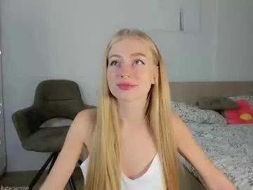 Girls free live sex cams: Check out the satisfaction of typing and cam2cam with our sensual livestreamers, who will teach you all about temptation and desires with their smoking hot physiques.