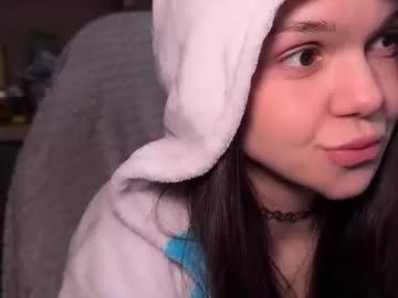 Girls free live sex cams: Check out the satisfaction of typing and cam2cam with our sensual livestreamers, who will teach you all about temptation and desires with their smoking hot physiques.