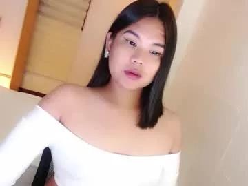 Girls free live sex cams: Check out the satisfaction of typing and cam2cam with our sensual livestreamers, who will teach you all about temptation and desires with their smoking hot physiques.
