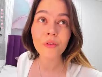 Girls free live sex cams: Check out the satisfaction of typing and cam2cam with our sensual livestreamers, who will teach you all about temptation and desires with their smoking hot physiques.