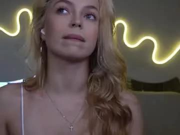 kelly_peachpiee from Chaturbate is Freechat