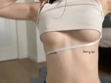 Girls free live sex cams: Check out the satisfaction of typing and cam2cam with our sensual livestreamers, who will teach you all about temptation and desires with their smoking hot physiques.