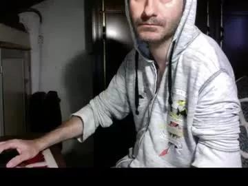 kissofbanned1983 from Chaturbate is Freechat