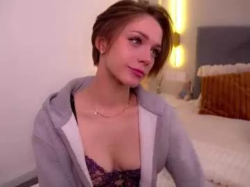 Spur your dreams, talk and cam2cam with smoking hot bigclit and assplay freechat cam hosts. Our picks of naughty trimmed-white, strapon & cheapest-privates-white live cams will incite your thirst. Discover their live productions here for free!