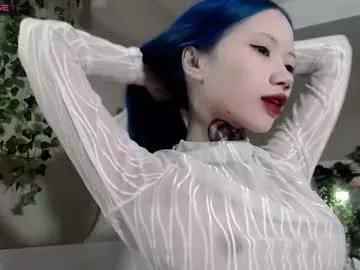 Spur your dreams, talk and cam2cam with smoking hot bigclit and assplay freechat cam hosts. Our picks of naughty trimmed-white, strapon & cheapest-privates-white live cams will incite your thirst. Discover their live productions here for free!