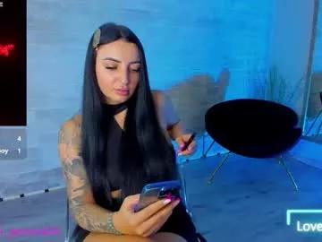 Girls free live sex cams: Check out the satisfaction of typing and cam2cam with our sensual livestreamers, who will teach you all about temptation and desires with their smoking hot physiques.