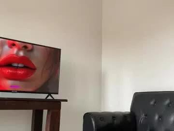 lexithai model from Chaturbate
