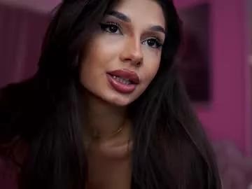leycaprice from Chaturbate is Freechat