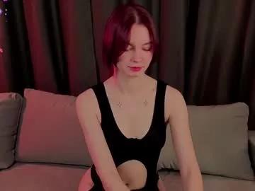 Girls free live sex cams: Check out the satisfaction of typing and cam2cam with our sensual livestreamers, who will teach you all about temptation and desires with their smoking hot physiques.