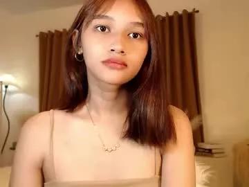 Girls free live sex cams: Check out the satisfaction of typing and cam2cam with our sensual livestreamers, who will teach you all about temptation and desires with their smoking hot physiques.