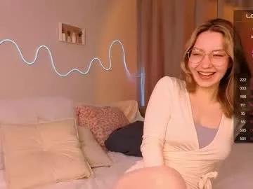 Girls free live sex cams: Check out the satisfaction of typing and cam2cam with our sensual livestreamers, who will teach you all about temptation and desires with their smoking hot physiques.