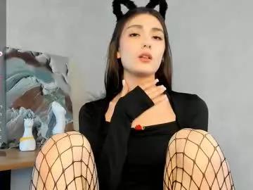 Girls free live sex cams: Check out the satisfaction of typing and cam2cam with our sensual livestreamers, who will teach you all about temptation and desires with their smoking hot physiques.