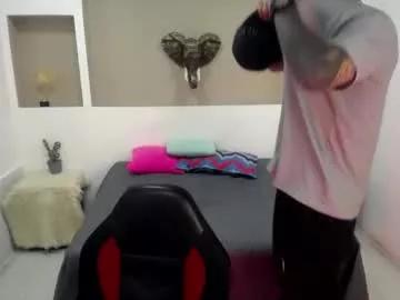 logan_peach5 from Chaturbate is Freechat