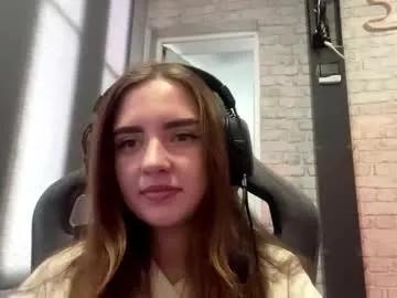 Girls free live sex cams: Check out the satisfaction of typing and cam2cam with our sensual livestreamers, who will teach you all about temptation and desires with their smoking hot physiques.