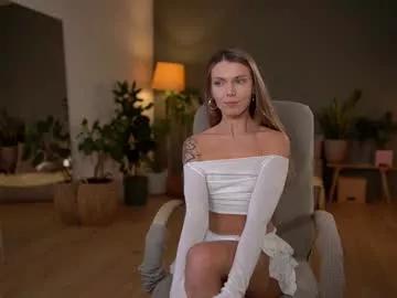 Girls free live sex cams: Check out the satisfaction of typing and cam2cam with our sensual livestreamers, who will teach you all about temptation and desires with their smoking hot physiques.