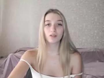 lucyreeel from Chaturbate is Freechat