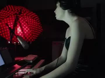 lylacdoll from Chaturbate
