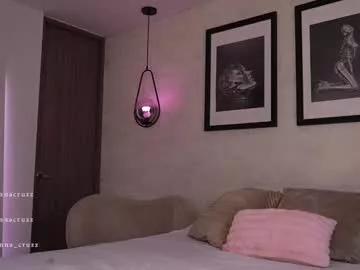 Girls free live sex cams: Check out the satisfaction of typing and cam2cam with our sensual livestreamers, who will teach you all about temptation and desires with their smoking hot physiques.