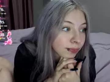 Spur your dreams, talk and cam2cam with smoking hot bigclit and assplay freechat cam hosts. Our picks of naughty trimmed-white, strapon & cheapest-privates-white live cams will incite your thirst. Discover their live productions here for free!