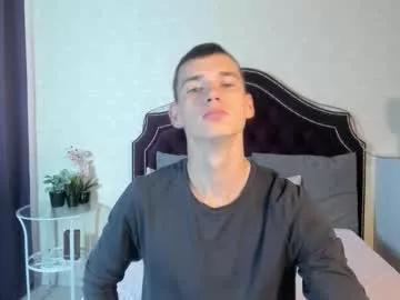 Girls free live sex cams: Check out the satisfaction of typing and cam2cam with our sensual livestreamers, who will teach you all about temptation and desires with their smoking hot physiques.