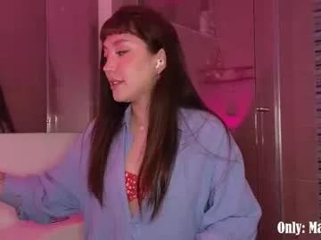 Girls free live sex cams: Check out the satisfaction of typing and cam2cam with our sensual livestreamers, who will teach you all about temptation and desires with their smoking hot physiques.