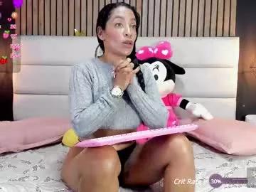 Girls free live sex cams: Check out the satisfaction of typing and cam2cam with our sensual livestreamers, who will teach you all about temptation and desires with their smoking hot physiques.