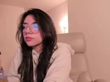Girls free live sex cams: Check out the satisfaction of typing and cam2cam with our sensual livestreamers, who will teach you all about temptation and desires with their smoking hot physiques.
