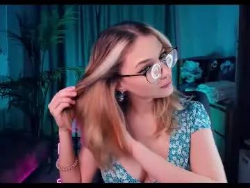 Girls free live sex cams: Check out the satisfaction of typing and cam2cam with our sensual livestreamers, who will teach you all about temptation and desires with their smoking hot physiques.