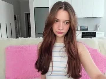 Girls free live sex cams: Check out the satisfaction of typing and cam2cam with our sensual livestreamers, who will teach you all about temptation and desires with their smoking hot physiques.
